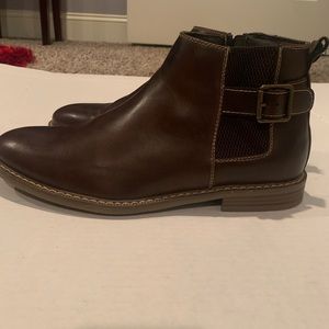 Brown boots